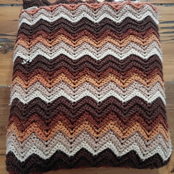 Chevron Patterned  Crocheted Throw Blanket - Picture 2 of 3
